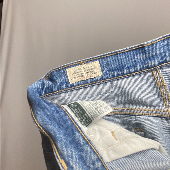 💓RIPPED LEVIS 501💓 - Picture 6 of 7